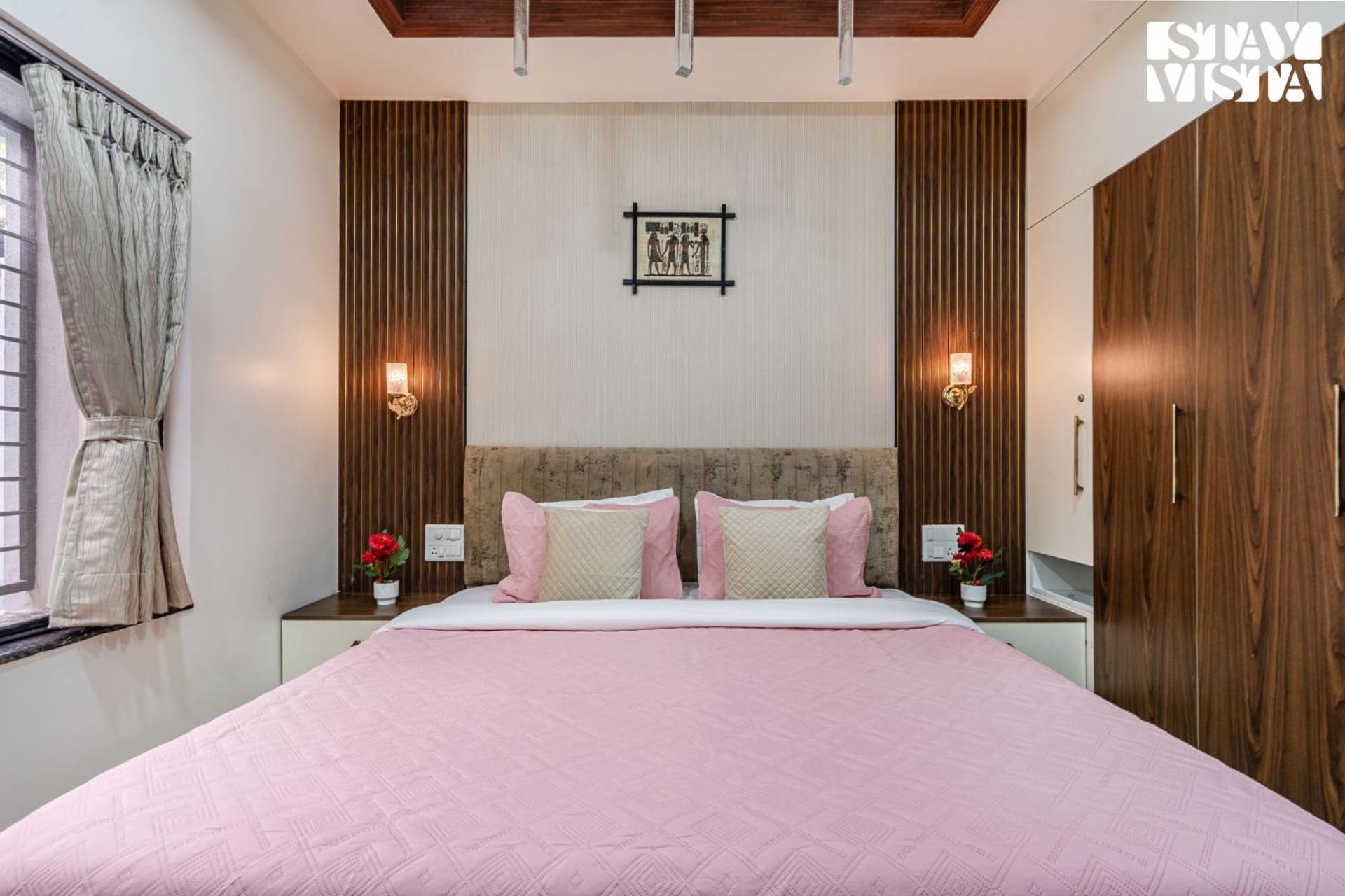 Serenity Meadows With Pool By Veo - Part Of Stayvista Nashik Εξωτερικό φωτογραφία